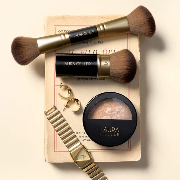 Dual-Ended Blush + Bronzer Brush - Image 7