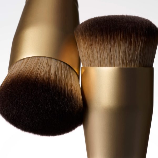 Full Coverage Foundation Blending Brush - Image 6