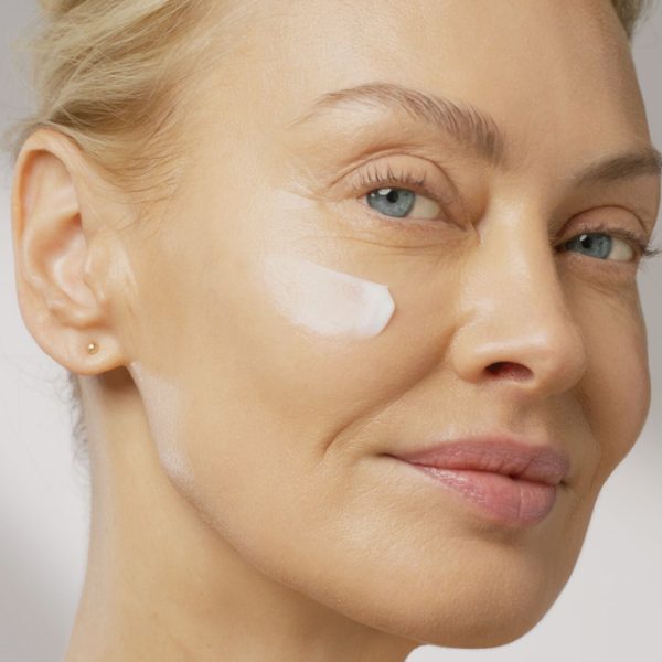 Spackle Skin Perfecting Primer: Hydrate - Image 9